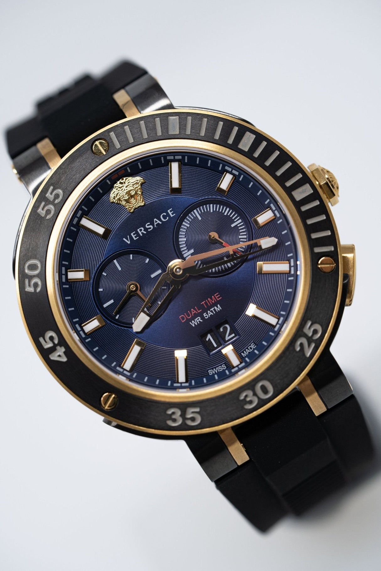 Versace V-Extreme GMT Blue - Watches & Crystals