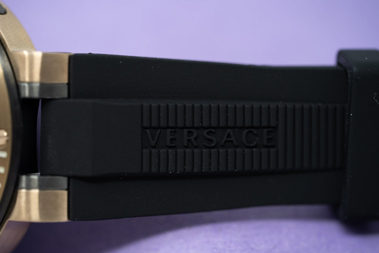 Versace V-Extreme GMT Brown - Watches & Crystals