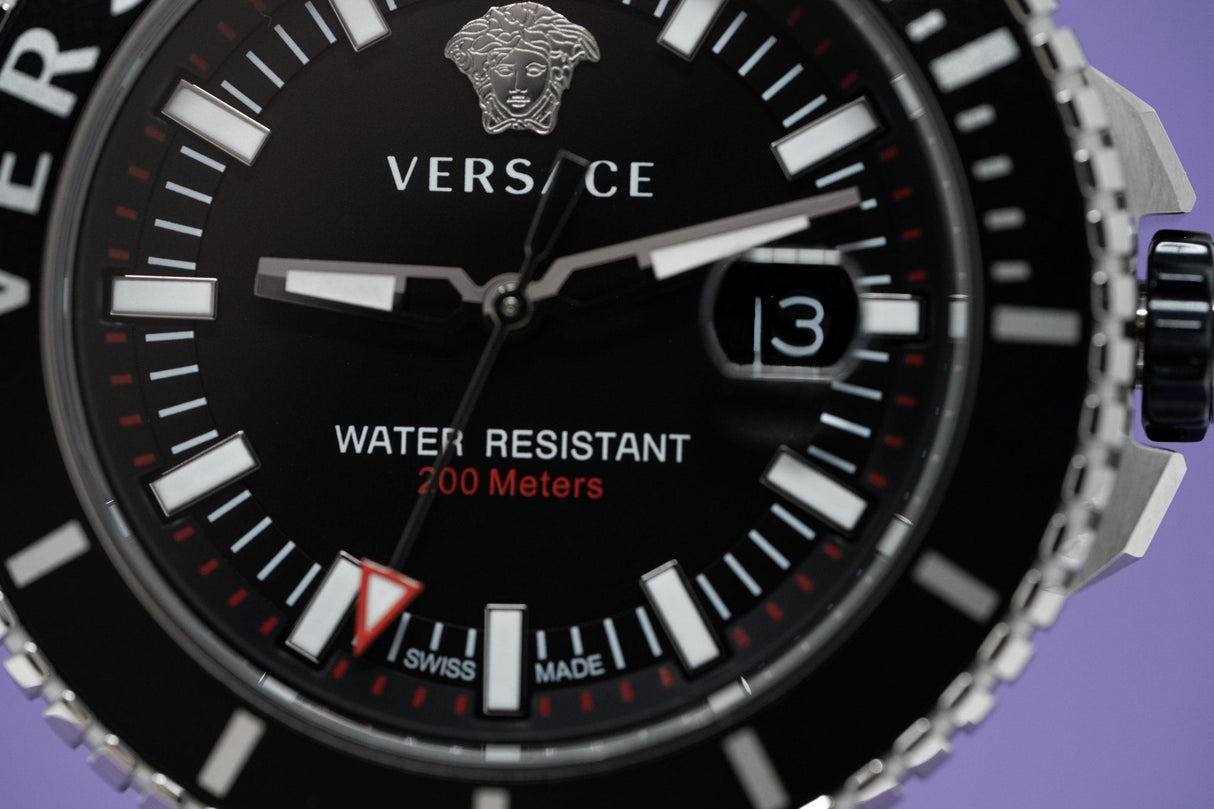 Versace V-Race Diver Black - Watches & Crystals