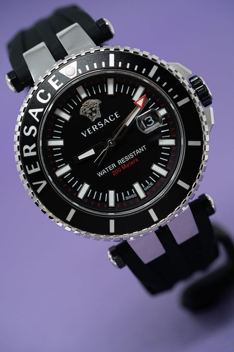 Versace V-Race Diver Black - Watches & Crystals
