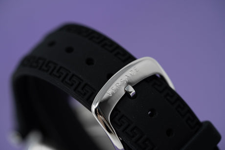 Versace V-Race Diver Black - Watches & Crystals