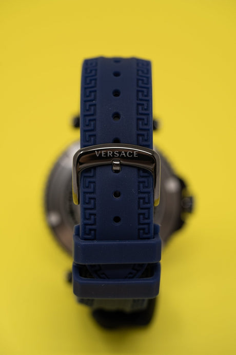 Versace V-Race Diver Blue - Watches & Crystals