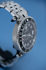 Versace V-Race Diver Stainless Steel - Watches & Crystals
