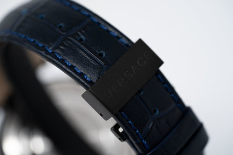 Versace V-Race GMT Blue - Watches & Crystals