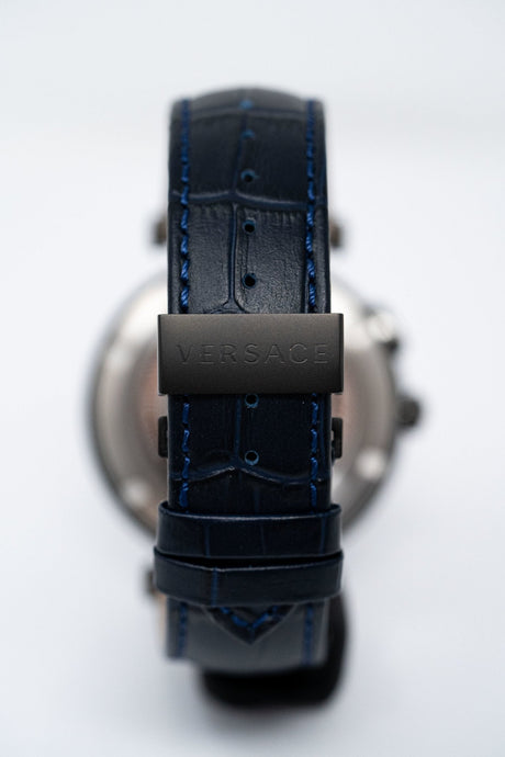 Versace V-Race GMT Blue - Watches & Crystals