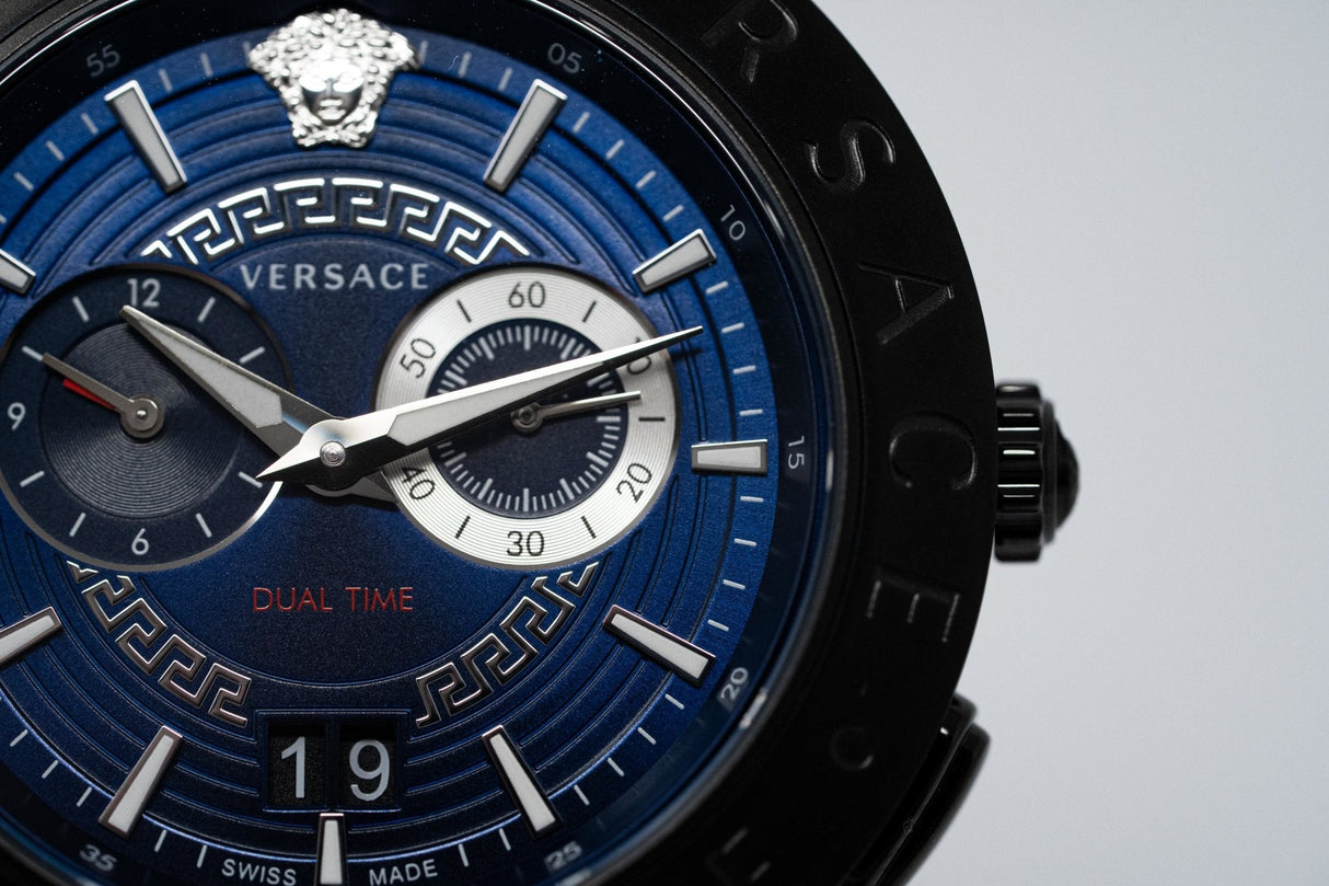 Versace V-Race GMT Blue - Watches & Crystals
