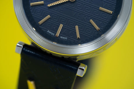 Versace V-Twist Blue - Watches & Crystals