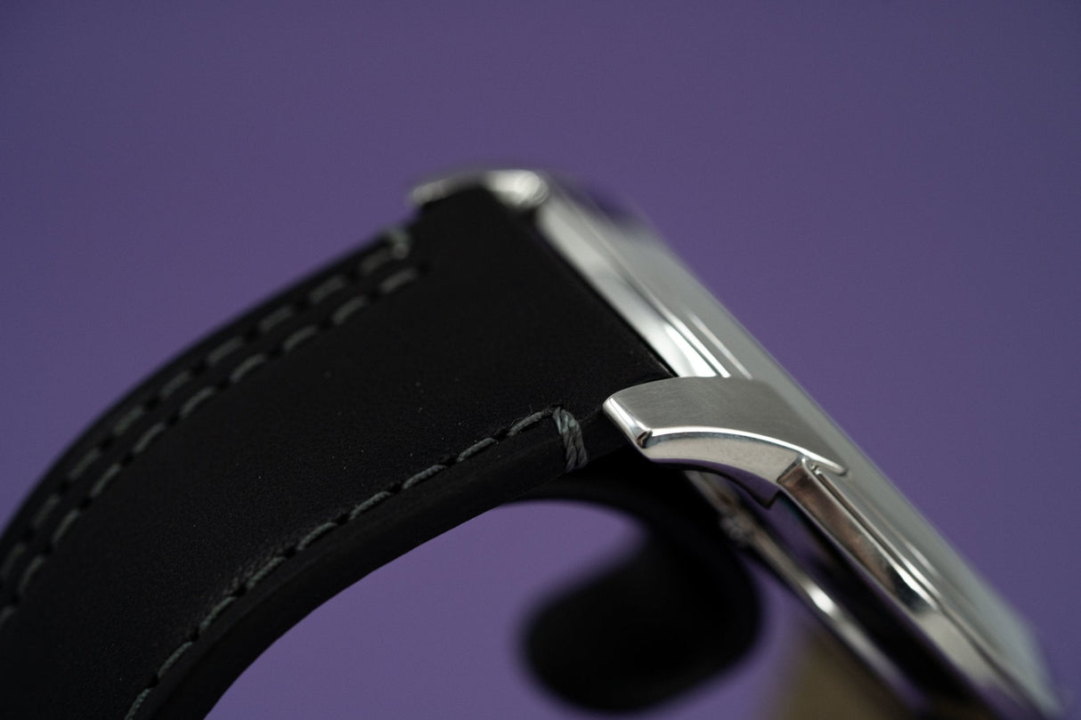 Versace V-Urban Date Black - Watches & Crystals