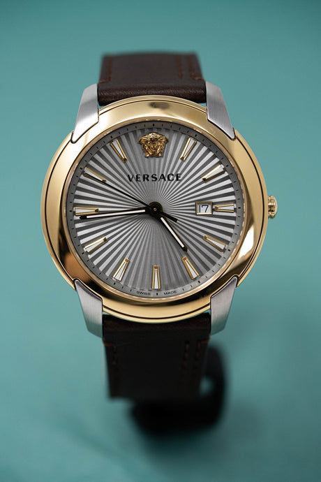 Versace V-Urban Date Silver - Watches & Crystals