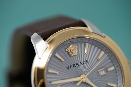 Versace V-Urban Date Silver - Watches & Crystals