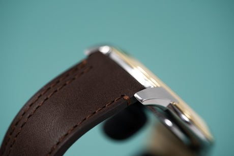 Versace V-Urban Date Silver - Watches & Crystals