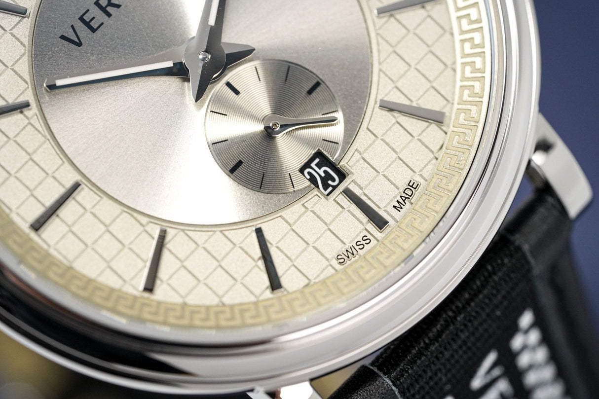 Versace Watch V-Circle Black VEBQ01219 - Watches & Crystals